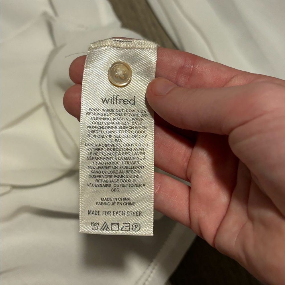 Aritzia Wilfred Lapointe Blouse - Picture 6 of 9